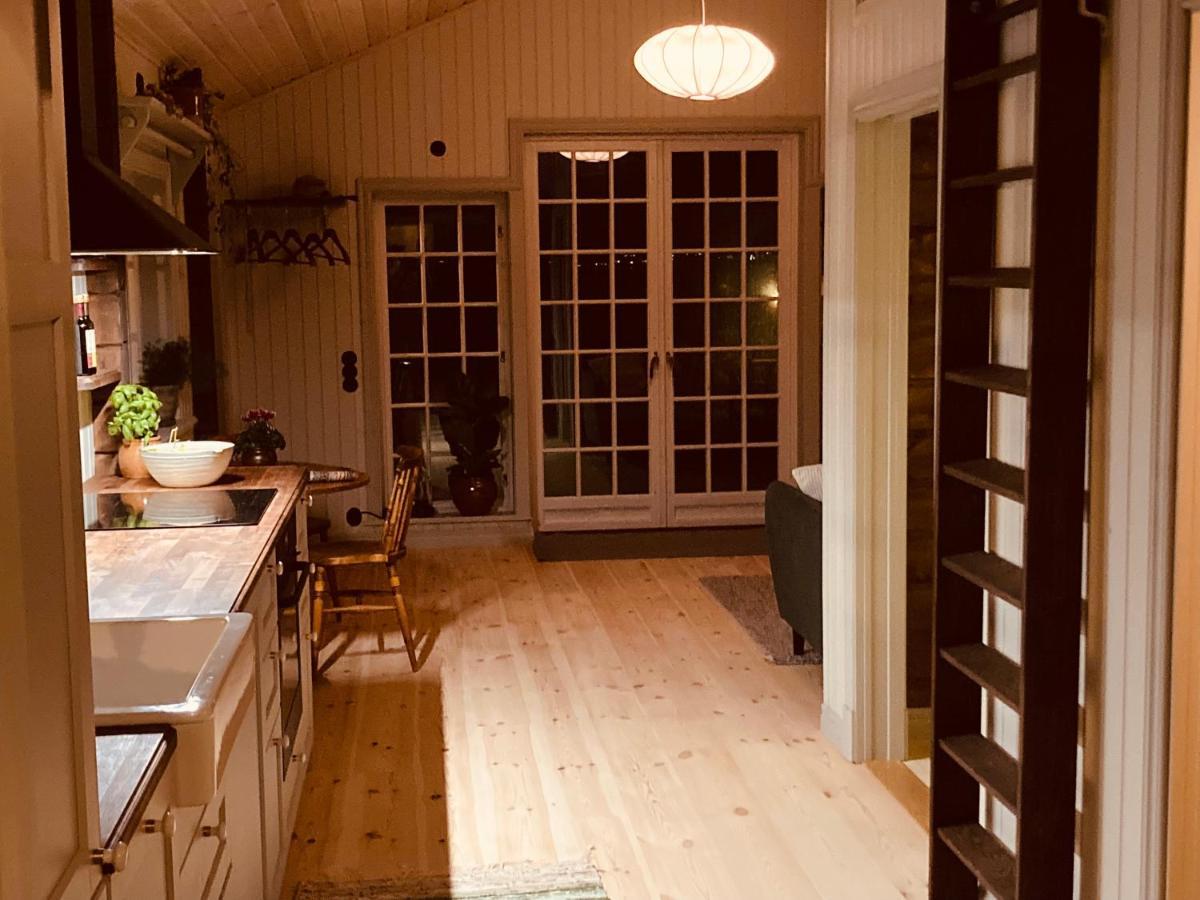 Sjoestugan Vallersvik Frillesås Buitenkant foto