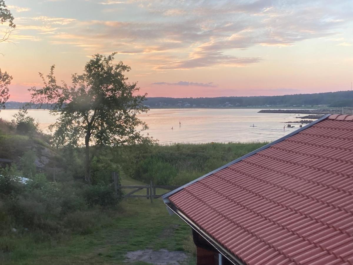 Sjoestugan Vallersvik Frillesås Buitenkant foto